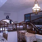 Captain's House فندق سكالا