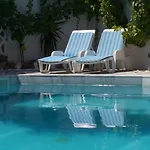 فندق Captain's House 2*