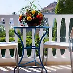 Captain's House فندق
