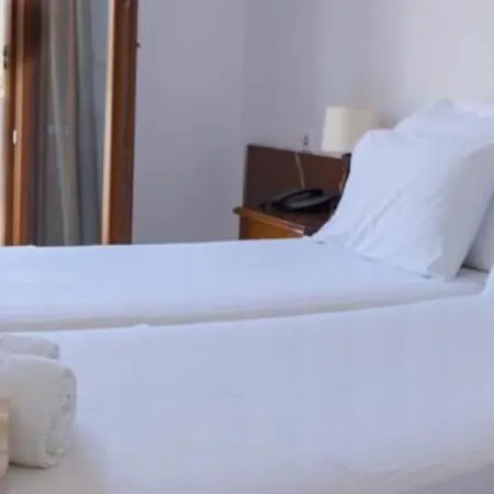 Captain's House Hotel 2*