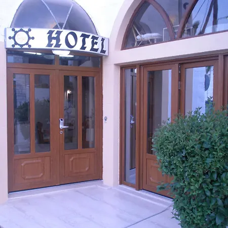 Captain's House Hotel