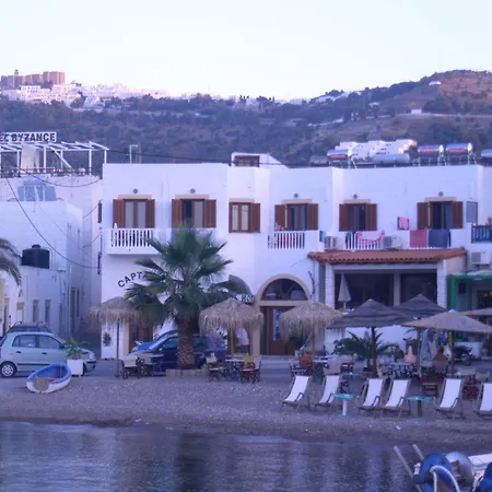 Captain's House Hotel 2*