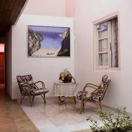 Captain's House Hotel 2*