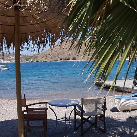 فندق Captain's House 2*